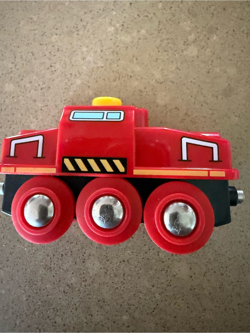 Brio 33235 Push and Play Switching Engine - Picture 2 of 3